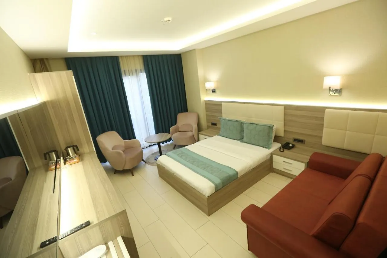 Random Suit Otel Estambul